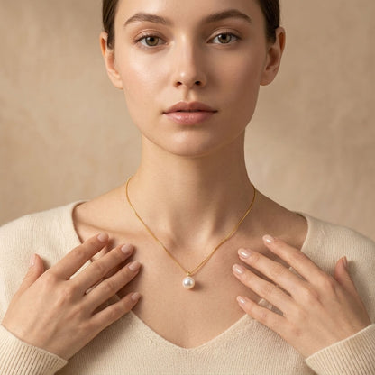 Novera Pearl Necklace