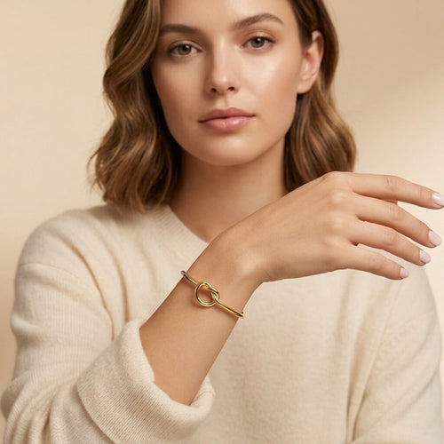 Veloura Knot Bracelet Collection