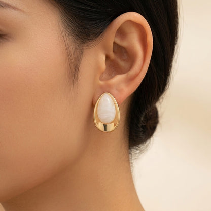 Avelis Earrings Collection